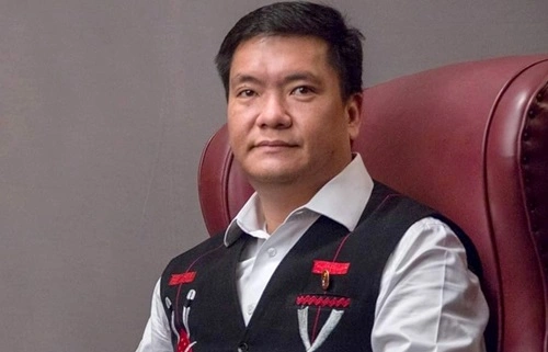 Pema Khandu