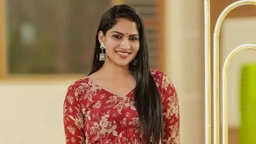 Swasika Vijay